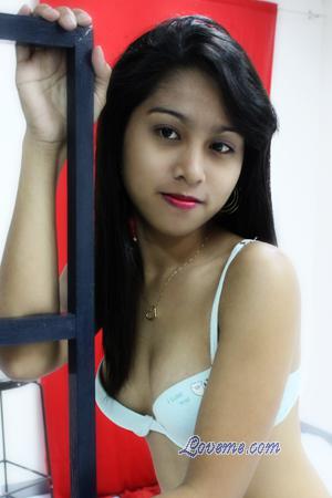 114185 - Glichen Leeftijd: 22 - De Filipijnen