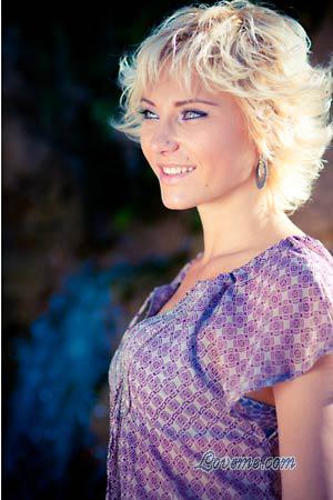 125240 - Alyona Leeftijd: 31 - Oekra&iuml;ne