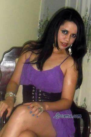 126225 - Madelin Leeftijd: 29 - Dominican Republic