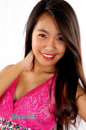 137205 - Janine Leeftijd: 18 - De Filipijnen