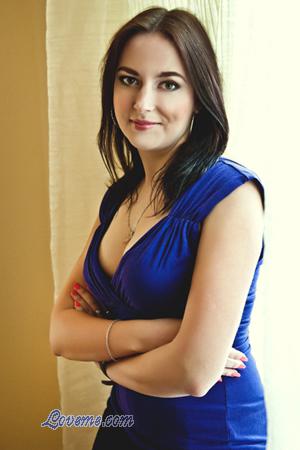 142551 - Elena Leeftijd: 31 - Oekra&iuml;ne