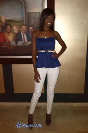 150283 - Diana Leeftijd: 31 - Colombia