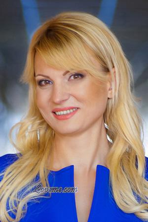 161926 - Svetlana Leeftijd: 48 - Oekra&iuml;ne