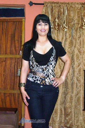 163458 - Yesenia Leeftijd: 50 - Costa Rica