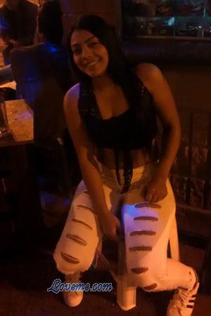 163464 - Laura Leeftijd: 28 - Colombia