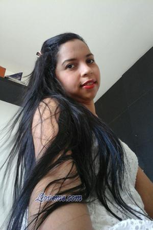 164572 - Ana Leeftijd: 37 - Colombia