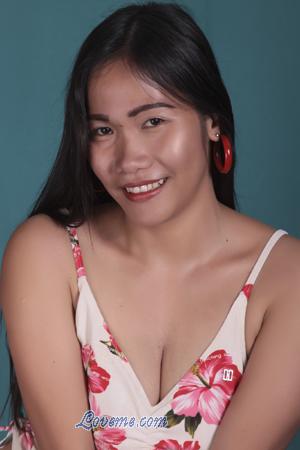 170315 - Queensryche Leeftijd: 29 - De Filipijnen