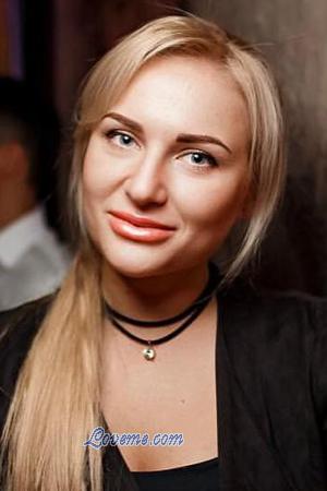 171636 - Tatiana Leeftijd: 34 - Oekraïne
