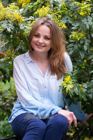 173283 - Ekaterina Leeftijd: 35 - Oekraïne