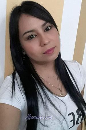 181185 - Andrea Leeftijd: 40 - Colombia