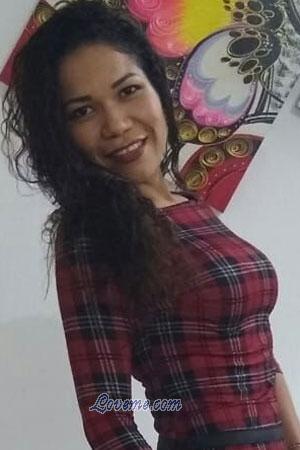 181831 - Vanessa Leeftijd: 40 - Colombia