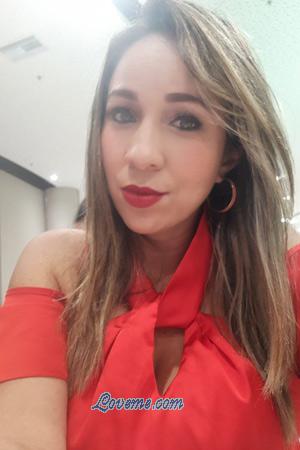 183435 - Lucia Leeftijd: 39 - Colombia