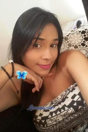 185165 - Linda Leeftijd: 34 - Colombia