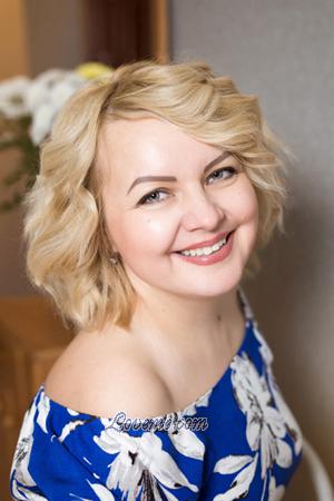 186603 - Oksana Leeftijd: 47 - Oekra&iuml;ne