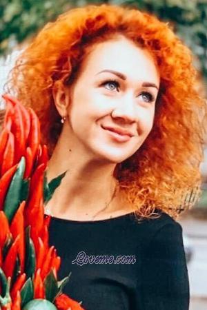 194205 - Alena Leeftijd: 34 - Oekraïne