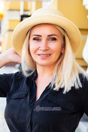 203639 - Nadezhda Leeftijd: 52 - Oekraïne