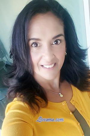 207952 - Ayda Leeftijd: 63 - Costa Rica