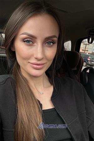 208135 - Alena Leeftijd: 33 - Oekraïne