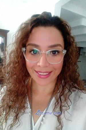 208955 - Maricruz Leeftijd: 49 - Costa Rica