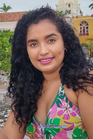 210690 - Catherin Leeftijd: 34 - Colombia