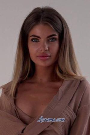 210788 - Elena Leeftijd: 24 - Oekraïne