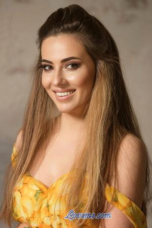 214029 - Olga Leeftijd: 39 - Oekra&iuml;ne