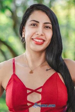 215405 - Lina Leeftijd: 37 - Colombia