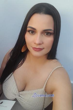 216124 - Zarina Leeftijd: 40 - Colombia