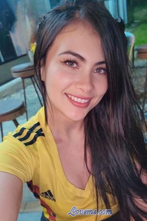 221556 - Paola Leeftijd: 27 - Colombia