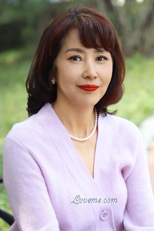 221841 - Yinghua Leeftijd: 54 - Korea