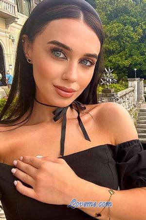 222695 - Adelina Leeftijd: 22 - Moldavië