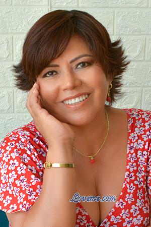 222898 - Carmela Leeftijd: 53 - Peru