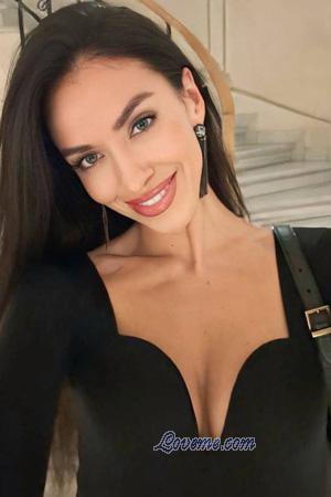 223256 - Liliia Leeftijd: 35 - Oekraïne