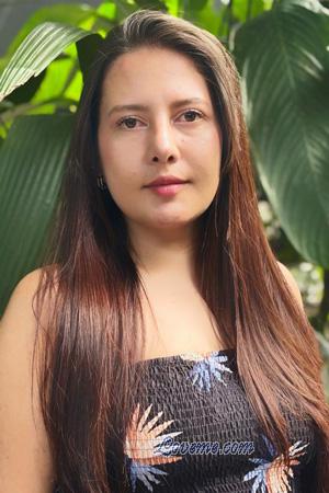 223424 - Tatiana Leeftijd: 28 - Colombia