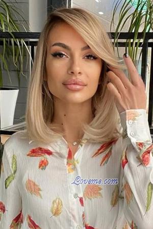 223457 - Yulia Leeftijd: 36 - Moldavië