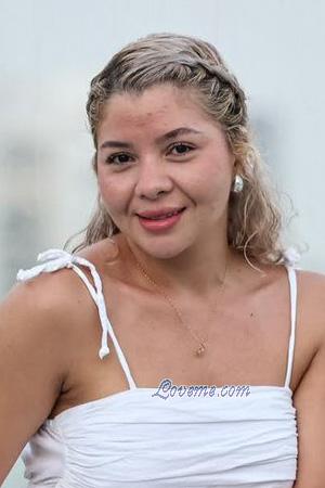 223541 - Catherine Leeftijd: 33 - Colombia