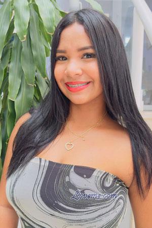 223840 - Nayelis Leeftijd: 23 - Colombia