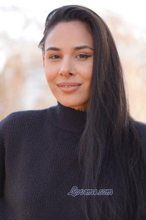 223985 - Chiara Leeuwnela Leeftijd: 27 - Argentinië