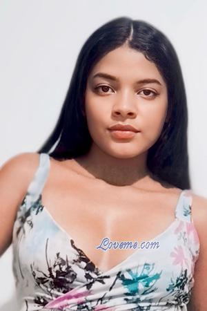 223989 - Helen Leeftijd: 23 - Colombia