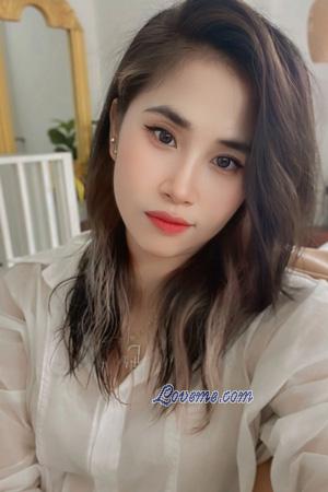 224005 - Lida Leeftijd: 32 - Cambodia