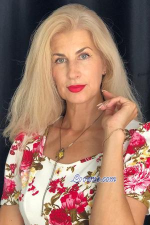 224111 - Nina Leeftijd: 53 - Kazachstan