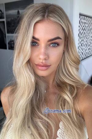 224362 - Iryna Leeftijd: 24 - Oekraïne