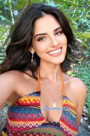224476 - Lara Leeftijd: 28 - Brazil