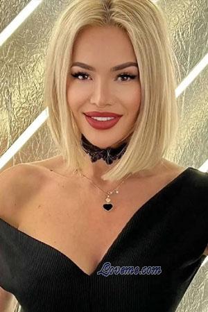 224783 - Natalia Leeftijd: 53 - Moldavi&euml;