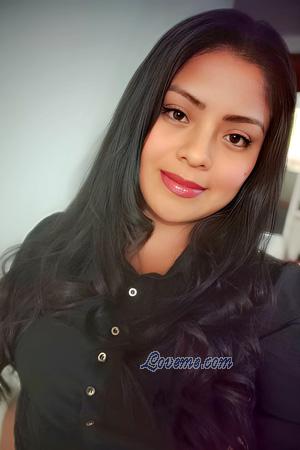 224826 - Liliana Leeftijd: 24 - Peru