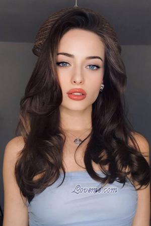 224934 - Yelyzaveta Leeftijd: 29 - Oekraïne