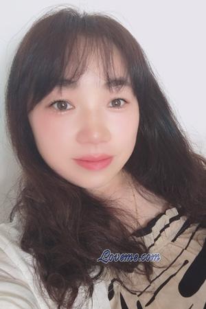 Ladies of Guangzhou