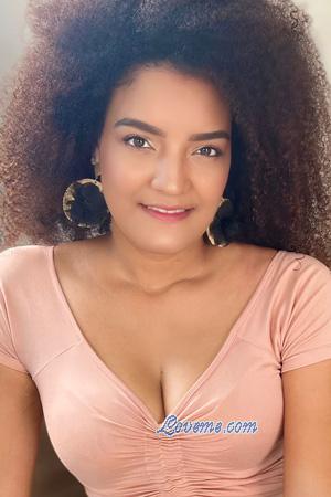 225102 - Clara Leeftijd: 30 - Colombia