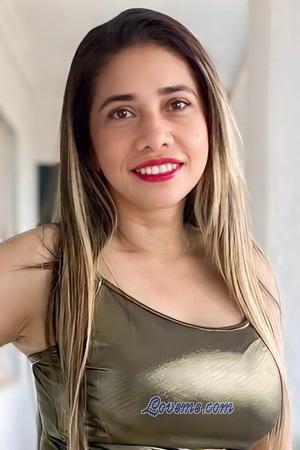 225104 - Carmen Leeftijd: 39 - Colombia