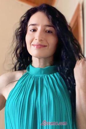 225205 - Patricia Leeftijd: 42 - Colombia